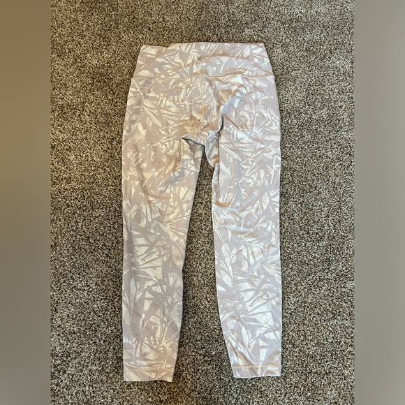 Lululemon Align Leggings size 10 Purple & White - Picture 2 of 2
